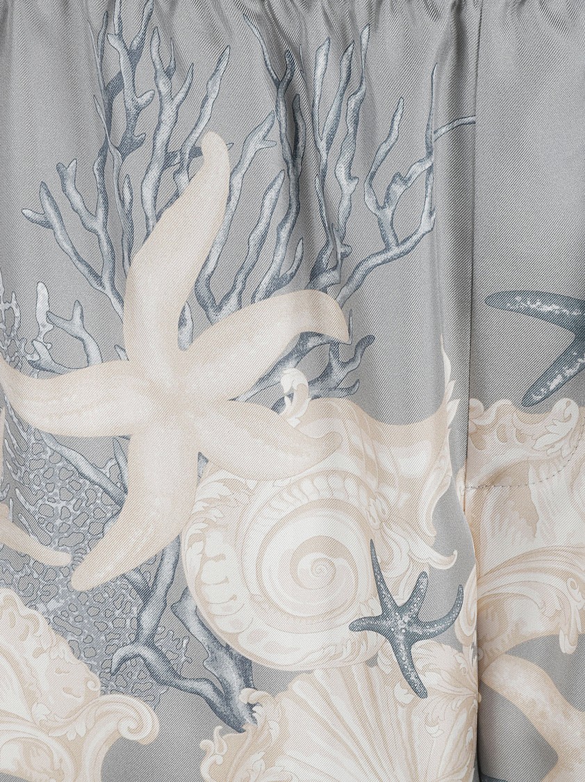 Versace Relaxed Fit Shorts With Seashell Print Wit