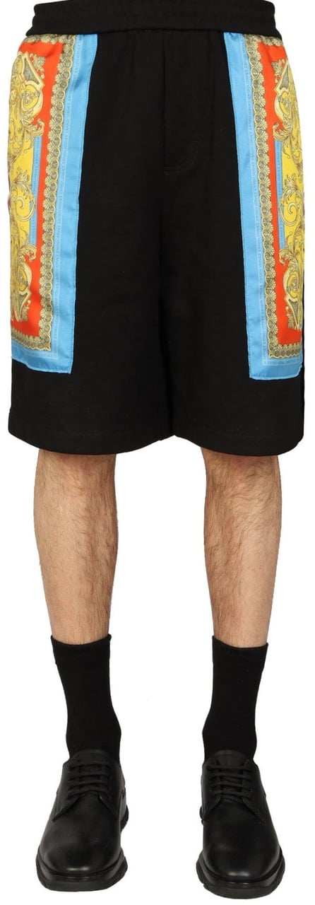 Versace Versace Barocco Goddess Night Print Shorts Zwart