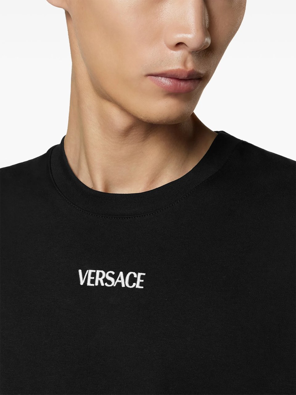 Versace Black Minimalist Embroidered Logo Cotton T-shirt Zwart