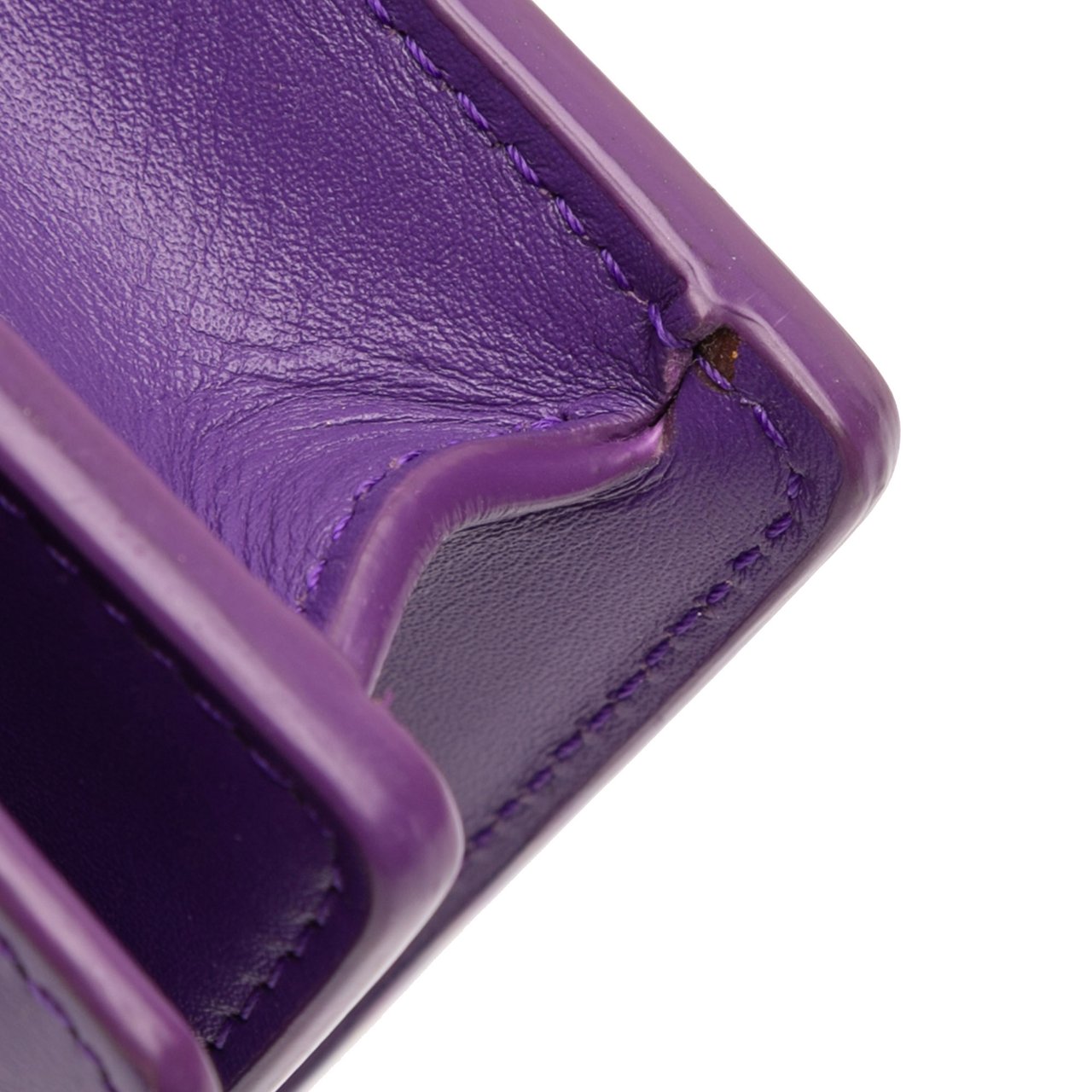 Versace Leather Greca Goddess Wallet on Chain Paars