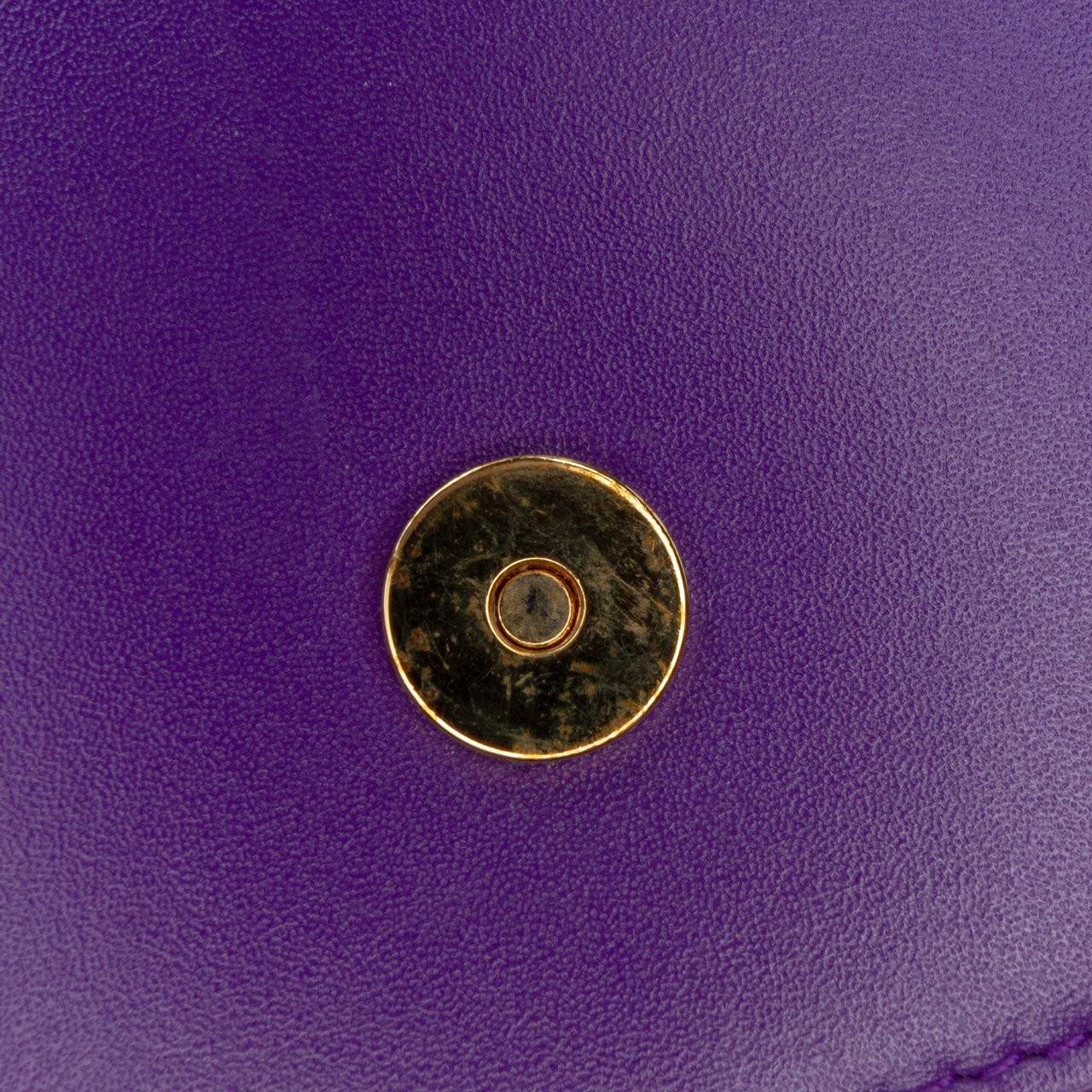 Versace Leather Greca Goddess Wallet on Chain Paars