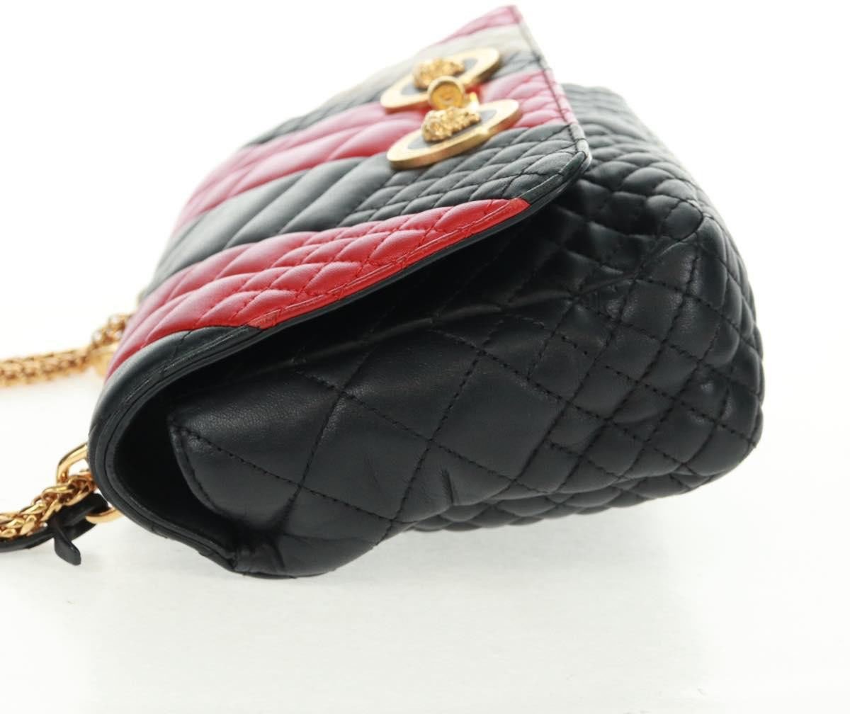 Versace Versace Medusa Padlock Icon Top Handle Bag Quilted Leather Medium Zwart