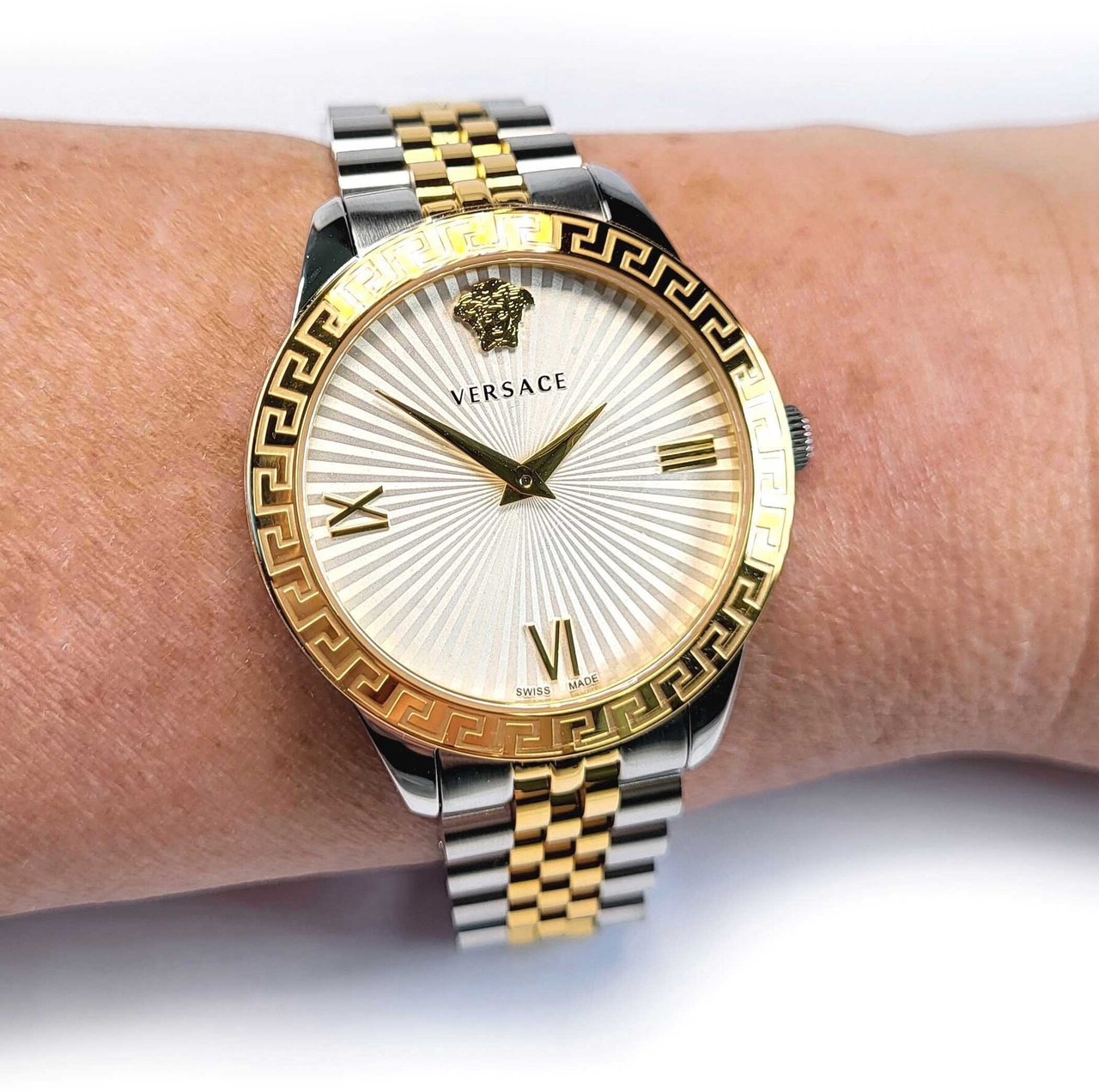 Versace VEVC00519 Greca dameshorloge 38 mm Wit