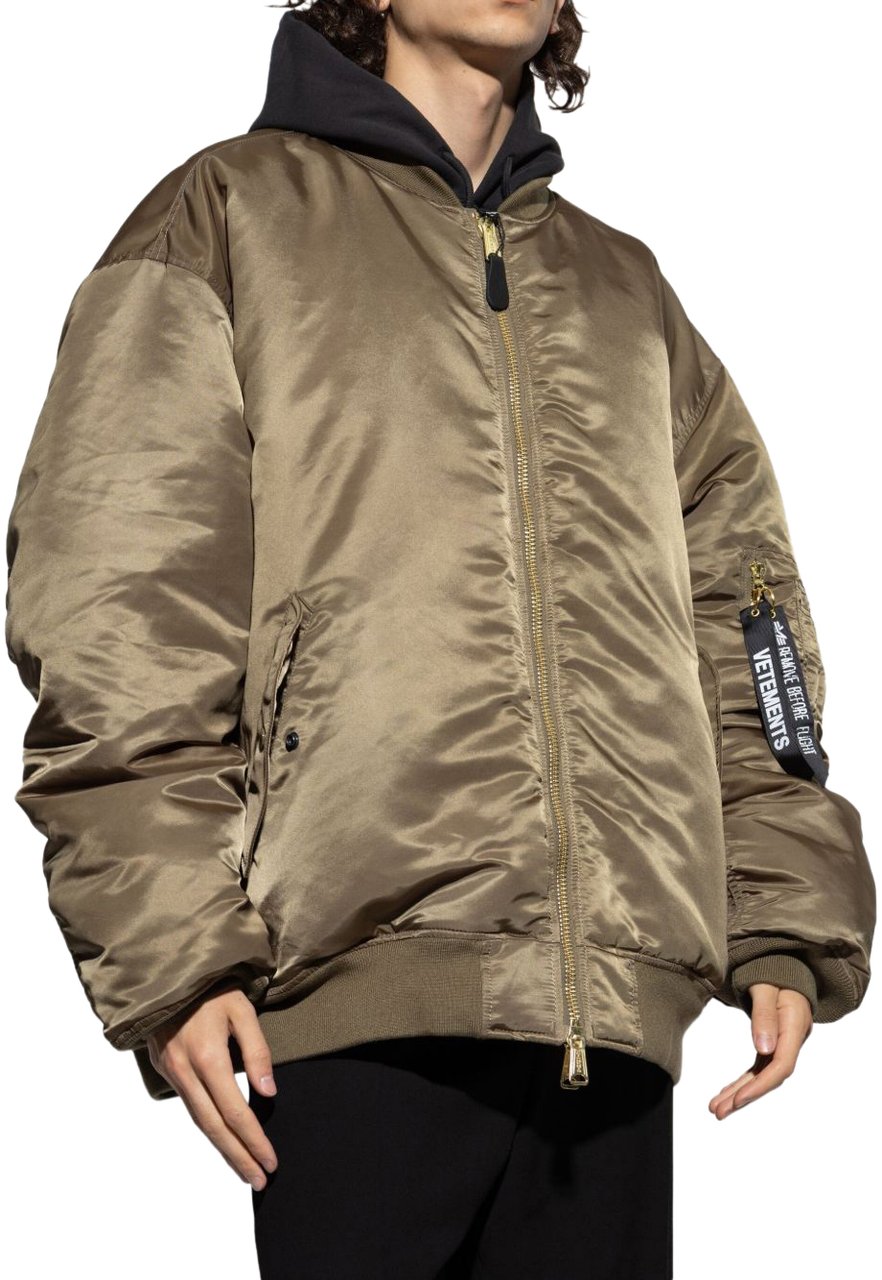 Vetements Coats Green Groen