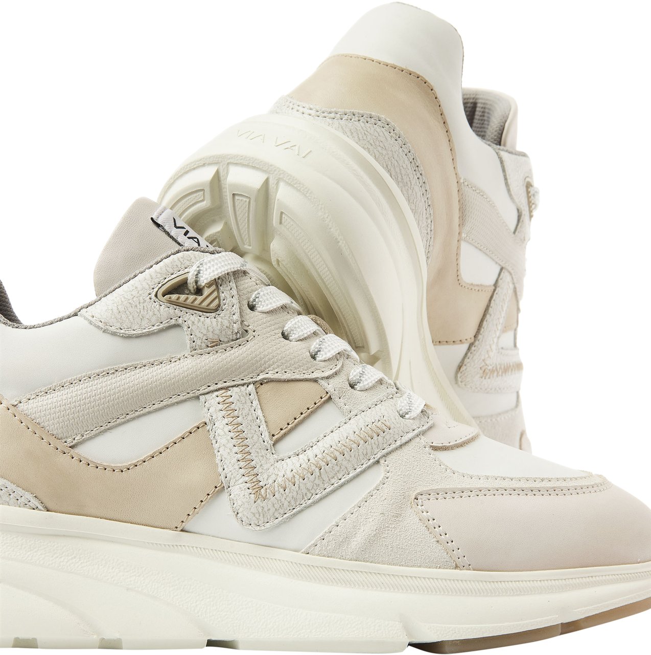 VIA VAI Vic Kyro Sneakers Beige