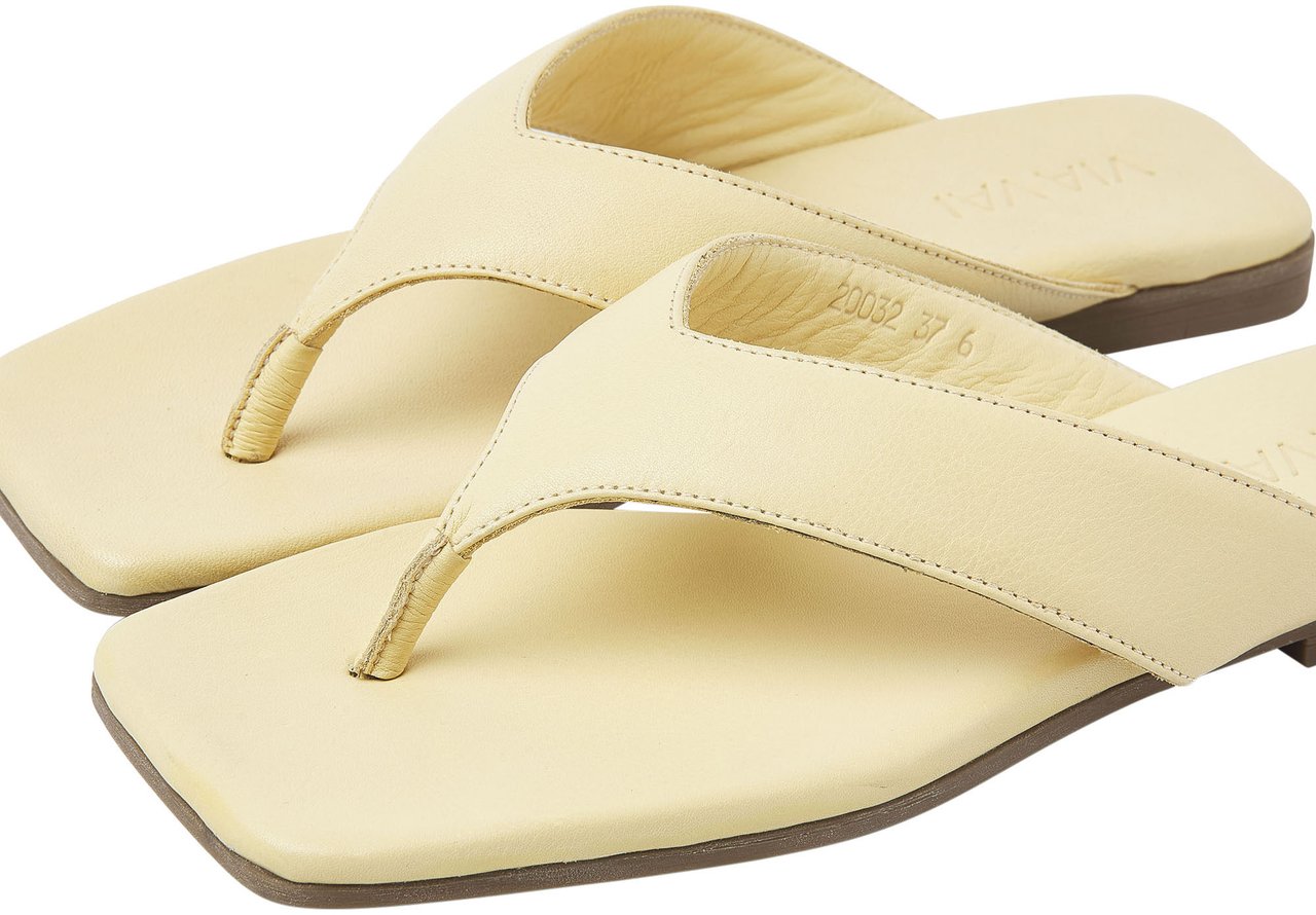 VIA VAI Kiki Berry Slippers Geel