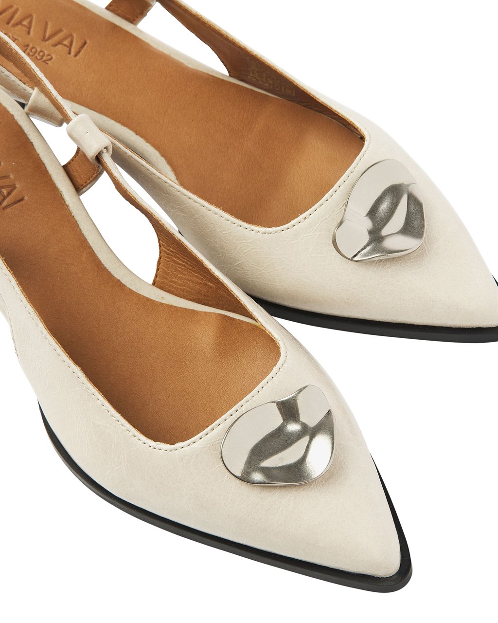 VIA VAI Lea Imani Slingbacks Beige