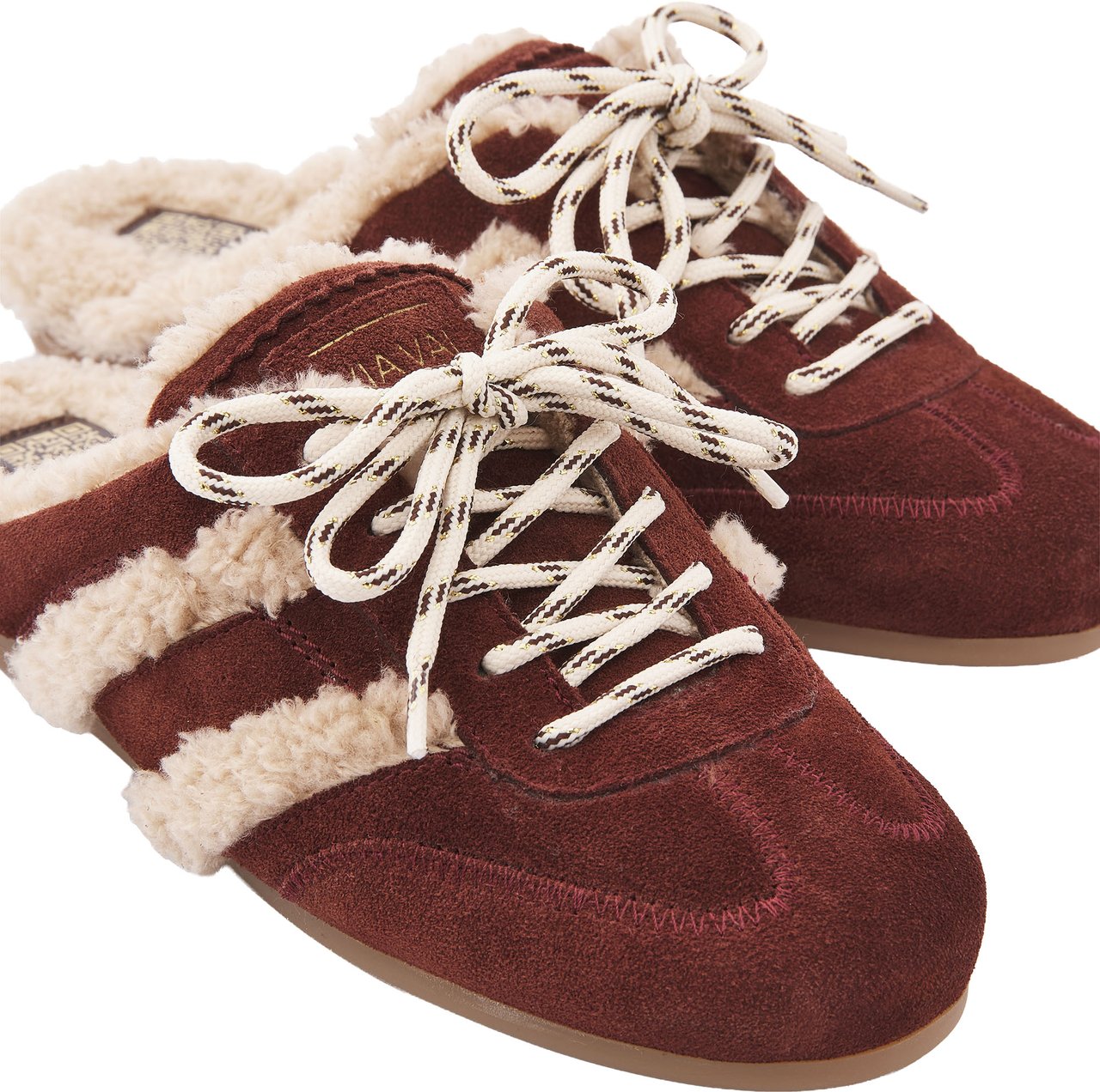 VIA VAI June Ashton Muiltjes Maroon