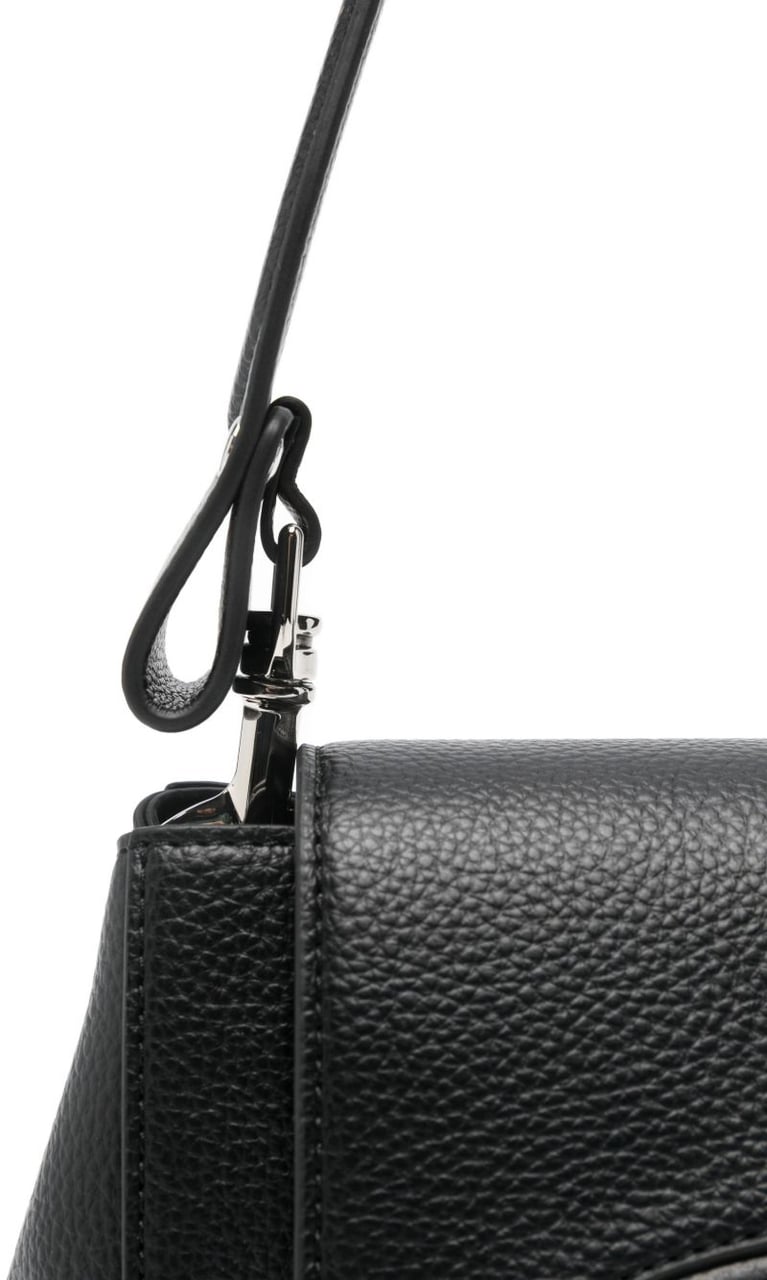 Vivienne Westwood Structured Black Handbag With Pebbled Texture And Silver Chain Strap Zwart