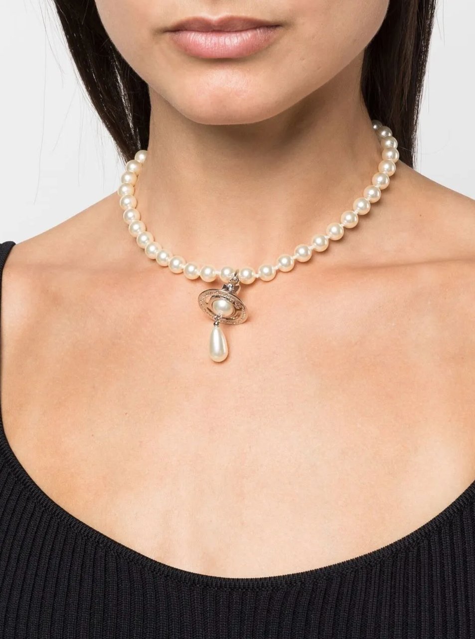 Vivienne Westwood One Row Pearl Drop Choker Platinum Pearl Multi Zilver