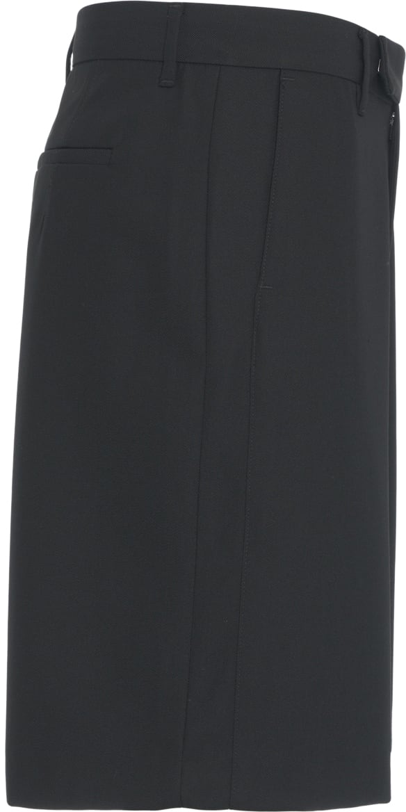 Won Hundred Bermuda 'Liam' Zwart