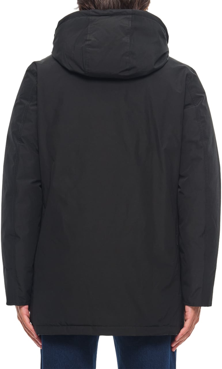 Woolrich Arctic Parka With Protective Hood And Functional Pockets Zwart