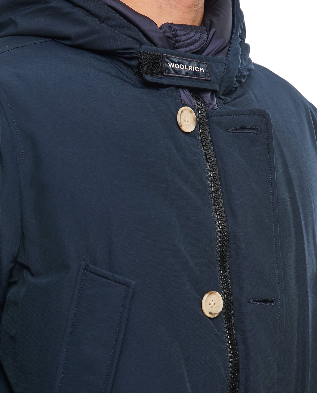 Woolrich Arctic Parka With Protective Hood And Functional Pockets Blauw