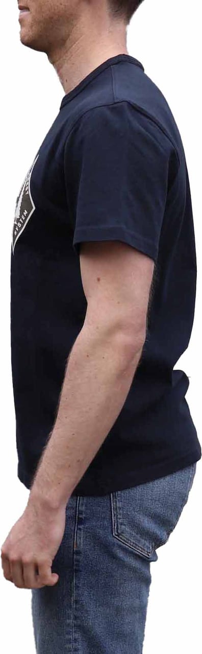 Woolrich Graphic Patch Tee Melton Blue Zwart