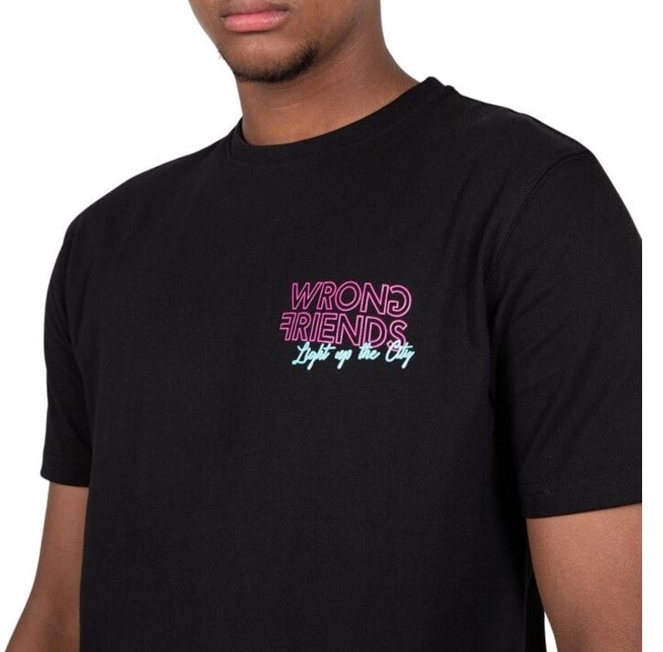 Wrong Friends LIGHT UP THE CITY T-SHIRT - BLACK Zwart