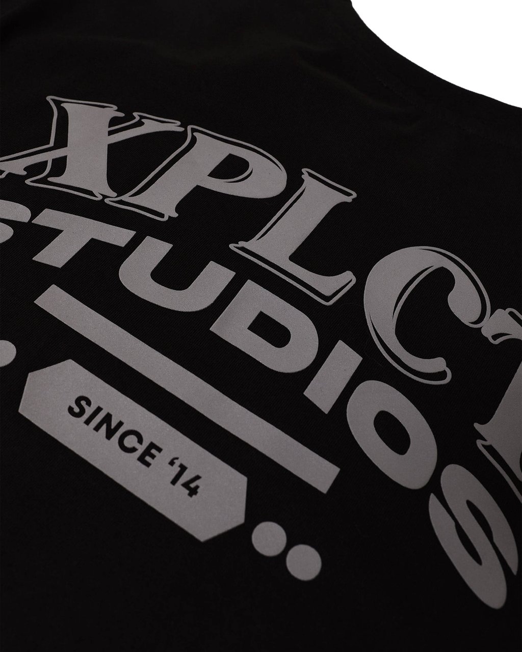 XPLCT Studios Hybrid T-Shirt Zwart
