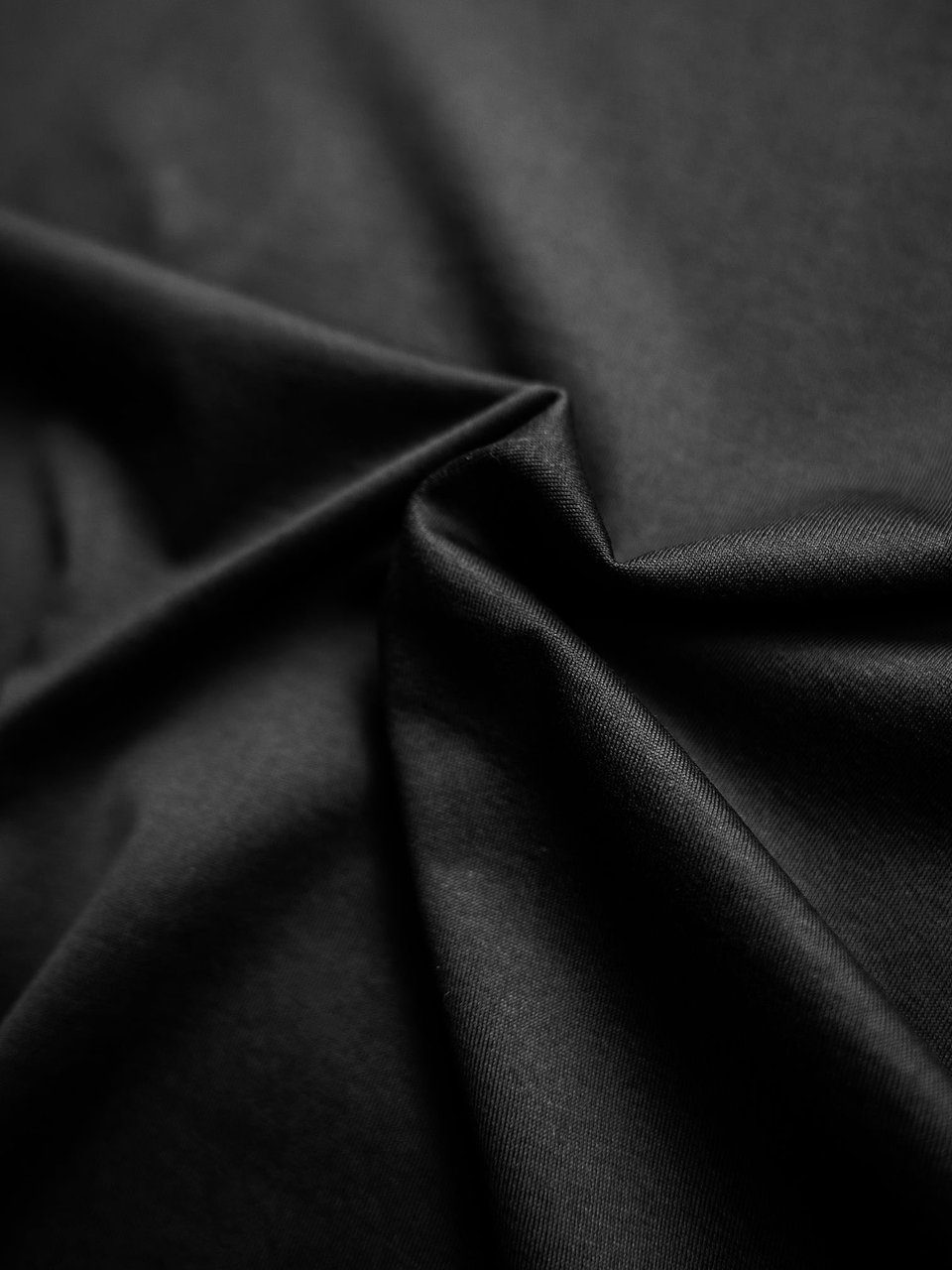 XPLCT Studios Plate Tee | Black Divers