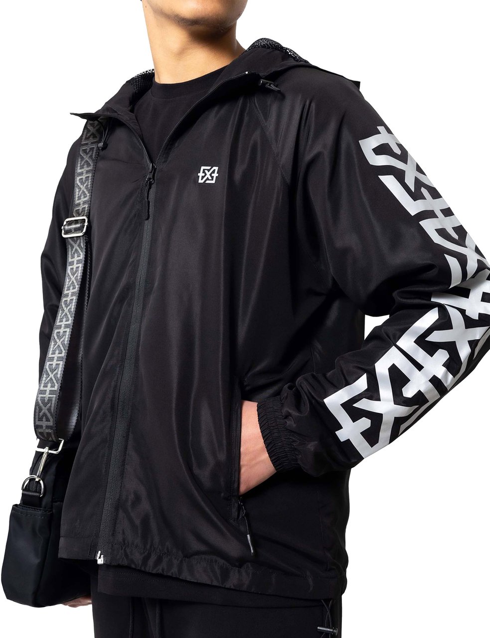 XPLCT Studios Reflector Jas Zwart