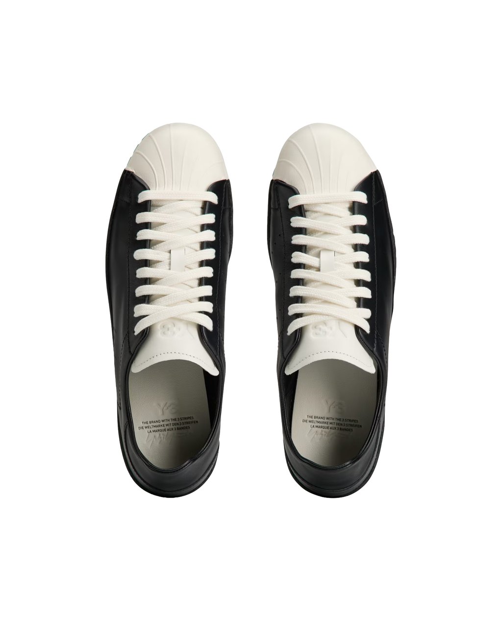 Y-3 Low-Top Sneakers with Iconic Shell Toe and Subtle Detailing Zwart