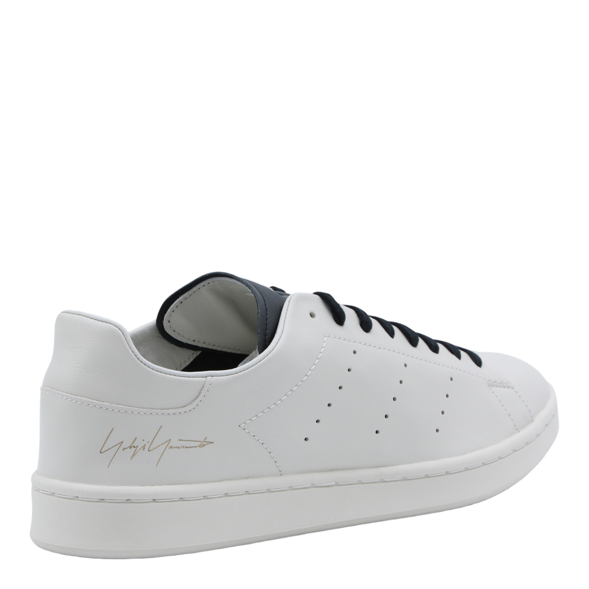 Y-3 Low-Top Leather Sneakers with Perforated Detailing Neutraal