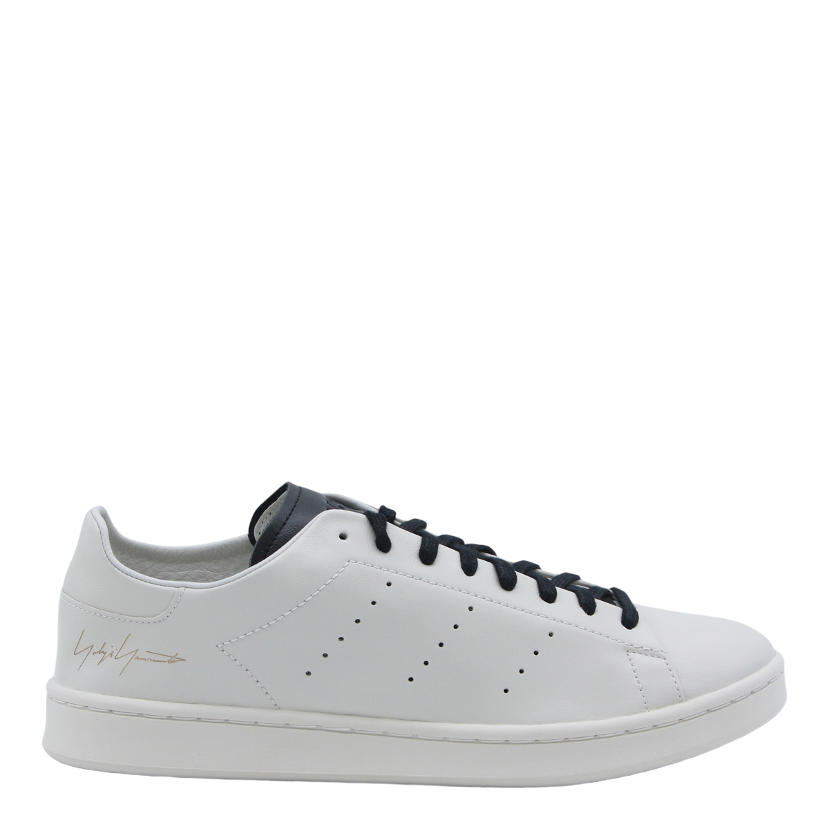 Y-3 Low-Top Leather Sneakers with Perforated Detailing Neutraal