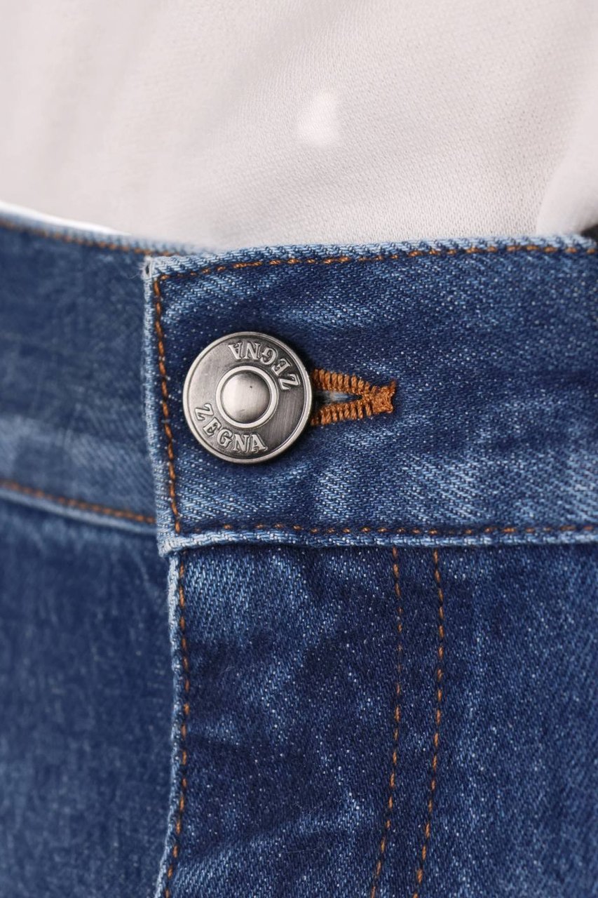 Zegna Classic Straight-Leg Jeans in Medium Blue Denim Wash Blauw