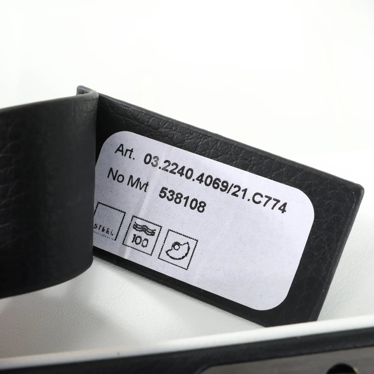 Zenith Zenith Chronometro TIPO CP-2 03.2240.4069 SS x Leather AT Watch with Black Dial Zwart