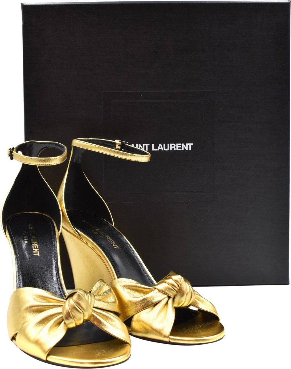 Saint Laurent Sandals Gold Goud