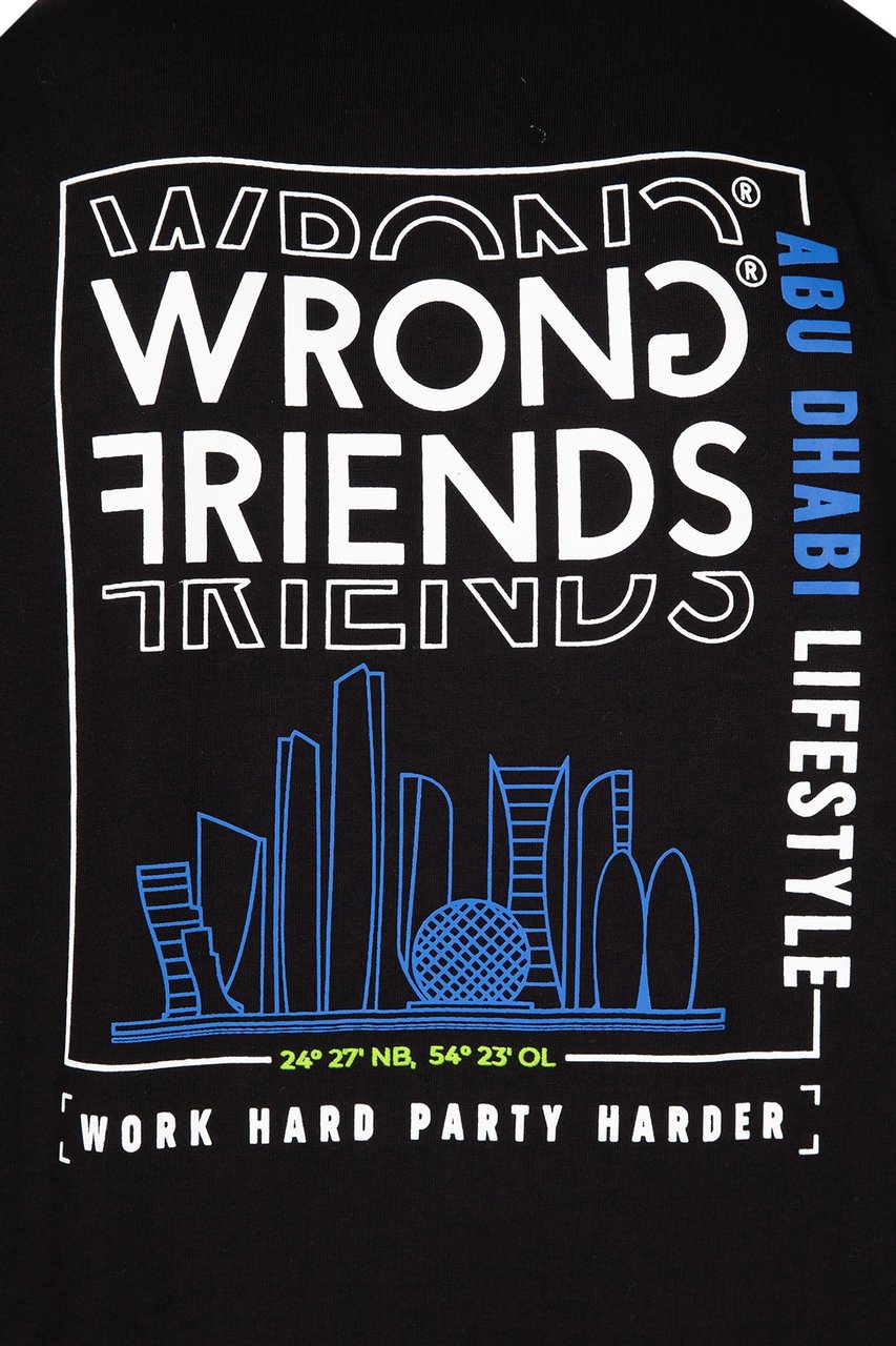 Wrong Friends Abu Dhabi T-shirt Zwart
