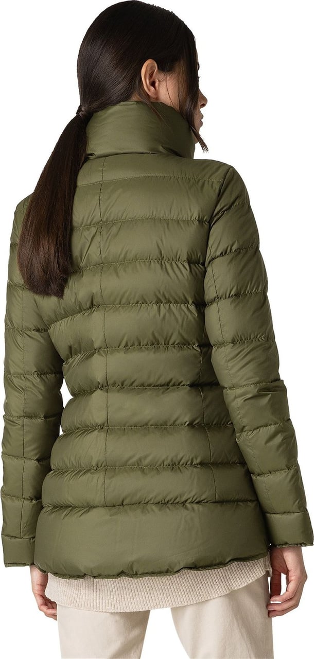 Peuterey Ultra lightweight, slim fit down jacket Groen