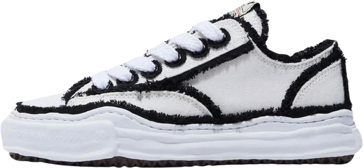 Maison Mihara Yasuhiro Maison Mihara Yasuhiro Peterson OG Sole Canvas Low Frayed White Black