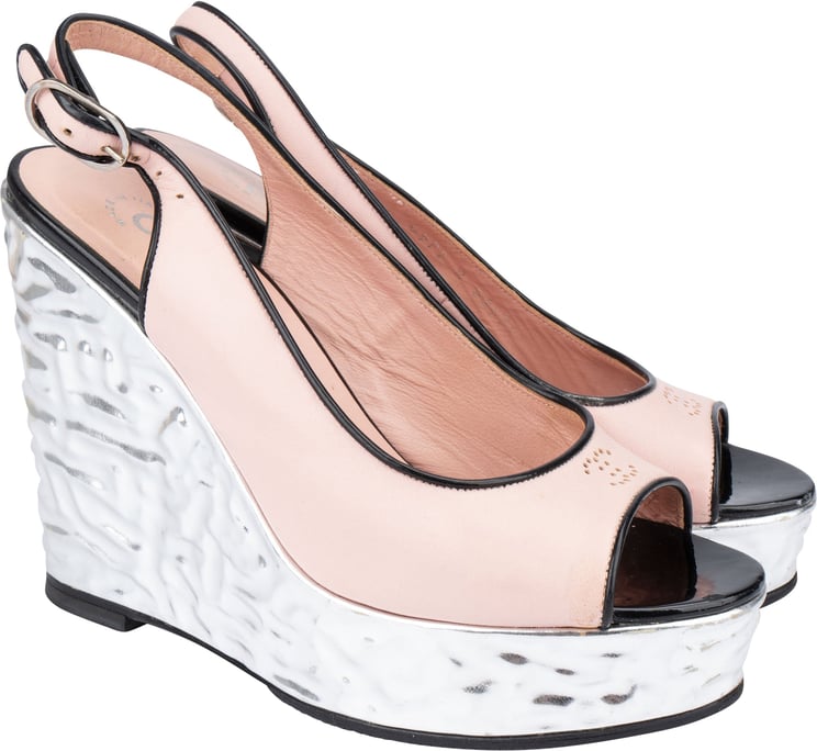 Chanel Chanel Pink Leather Wedge Sandals (36)