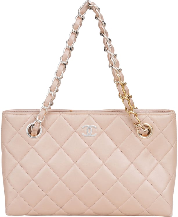 Chanel Chanel Qulilted Lambskin CC Handbag