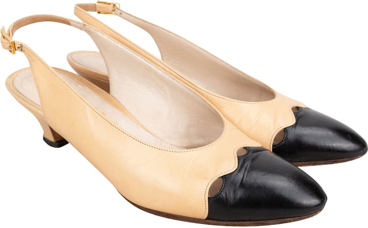 Chanel Chanel Classic Vintage Bicolor Leather Pumps (34)