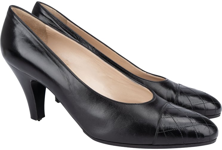 Chanel Chanel Noir Stitching Leather Heels (36)