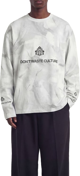 Don't Waste Culture Zada Longsleeve | Off-White