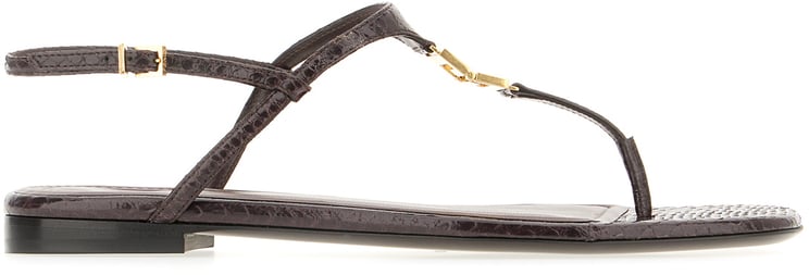 Fendi Fendi Aubergine leather thong sandals