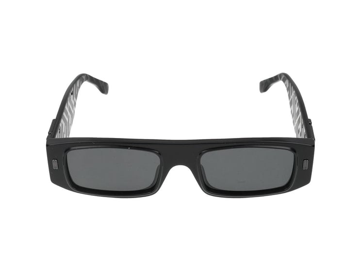 Fendi Rectangular Frame Sunglasses with Bold Temples and Smooth Finish