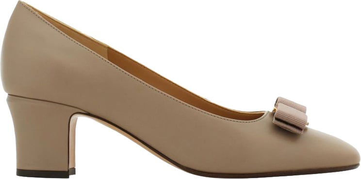 Ferragamo With Heel Brown
