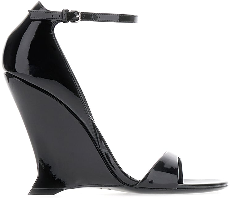 Ferragamo Ferragamo Black leather sandals