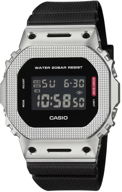 G-Shock G Shock Horloge GM-5600M-1ER Staal 200m Waterdicht met Rubberen Horlogeband