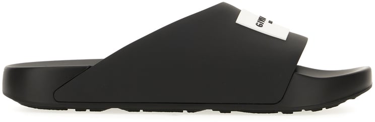 Givenchy Givenchy Black rubber slippers