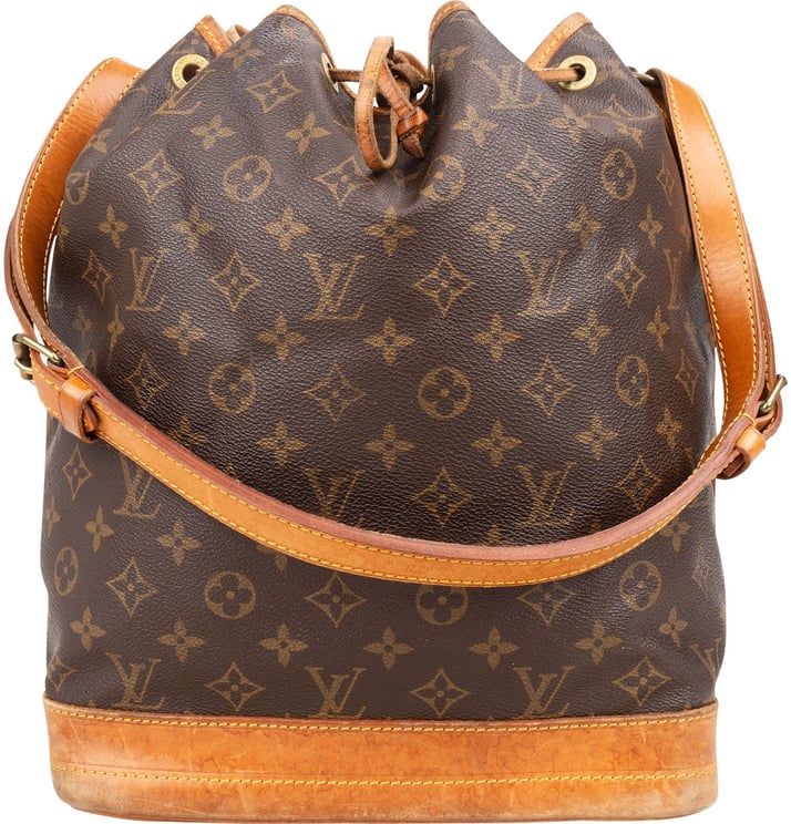 Louis Vuitton Louis Vuitton Monogram Canvas Sac Noé Grande Shoulder Bag
