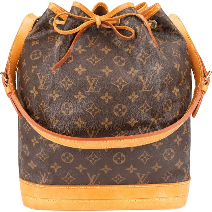 Louis Vuitton Louis Vuitton Monogram Canvas Sac Noé Grande Shoulder Bag