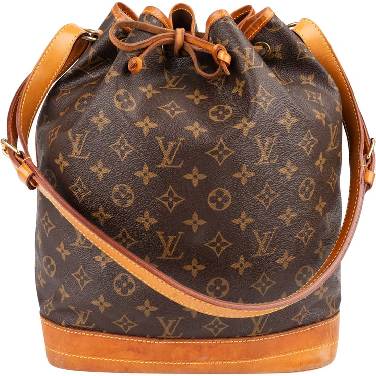 Louis Vuitton Louis Vuitton Monogram Canvas Sac Noé Grande Shoulder Bag