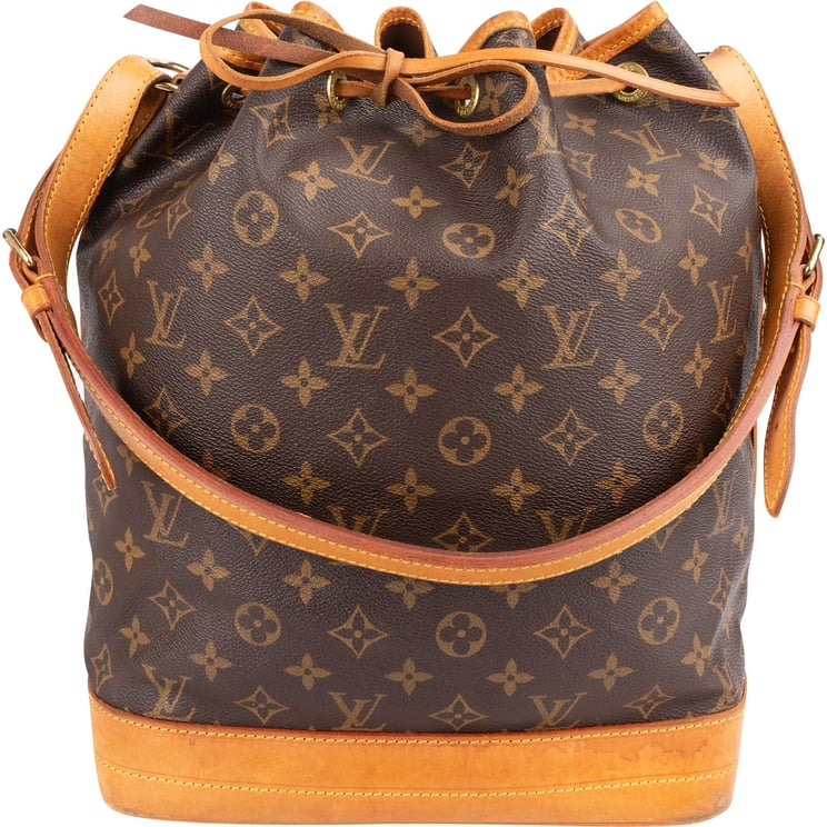 Louis Vuitton Louis Vuitton Monogram Canvas Sac Noé Grande Shoulder Bag