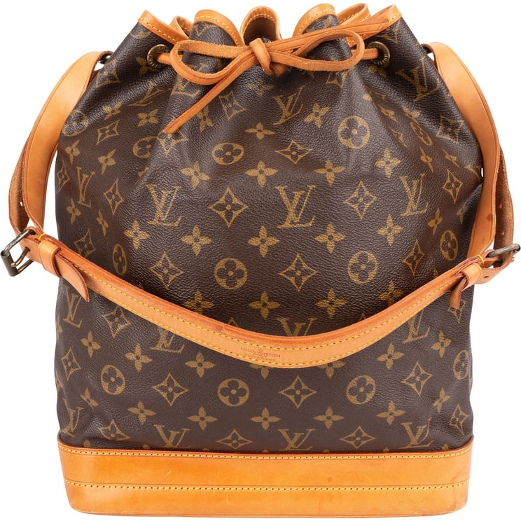 Louis Vuitton Louis Vuitton Monogram Canvas Sac Noé Grande Shoulder Bag