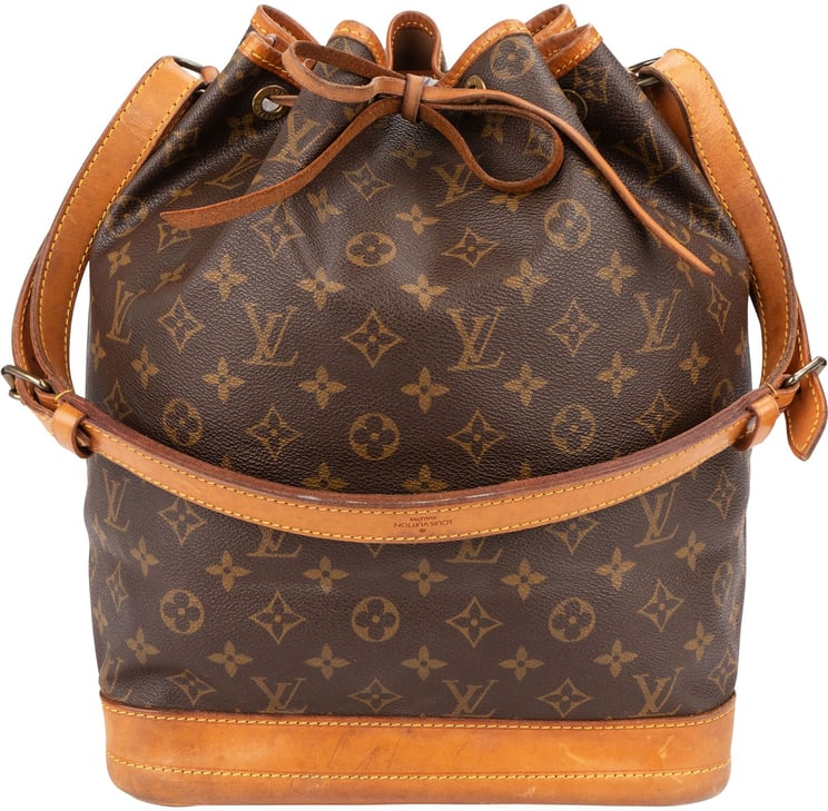 Louis Vuitton Louis Vuitton Monogram Canvas Sac Noé Grande Shoulder Bag