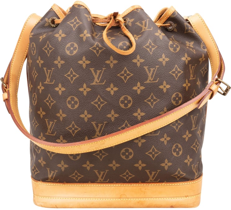 Louis Vuitton Louis Vuitton Monogram Canvas Sac Noé Grande Shoulder Bag