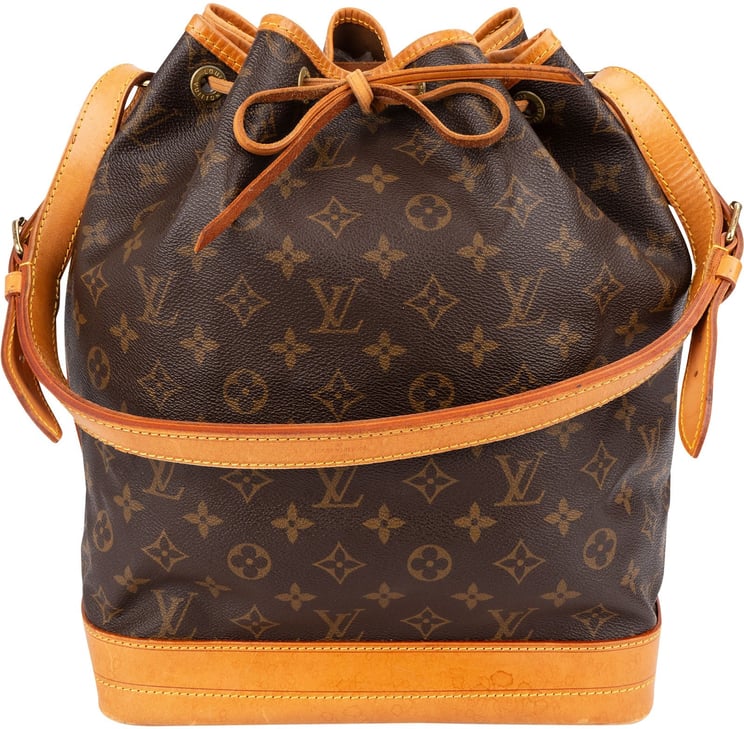 Louis Vuitton Louis Vuitton Monogram Canvas Sac Noé Grande Shoulder Bag